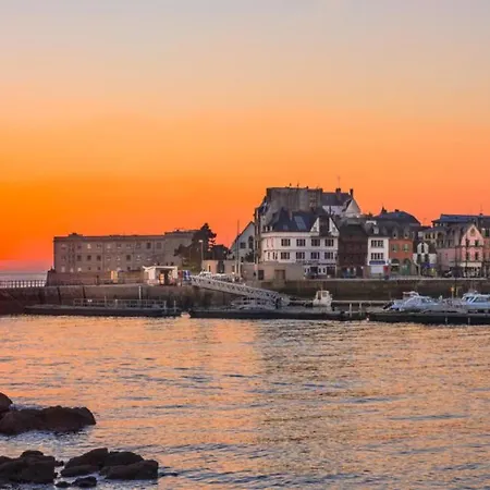 Apartment Centre Ville Concarn Concarneau